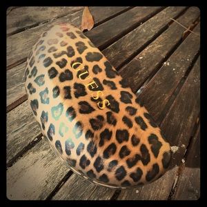 ☆3 for $20 ☀️ 🕶 😎☆ - ANY glasses case! Guess Sunglasses Leopard Clamshell